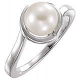 Platinum Cultured White Freshwater Pearl Ring